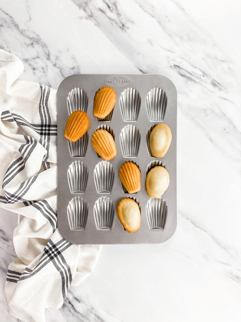 USA Pan Madeleine Pan 12 Cups