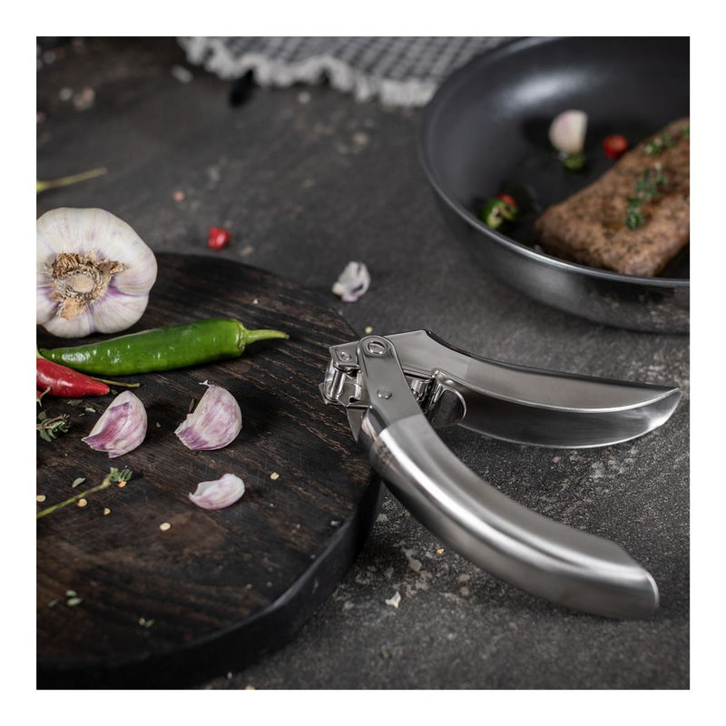 Kuhn Rikon Garlic Press