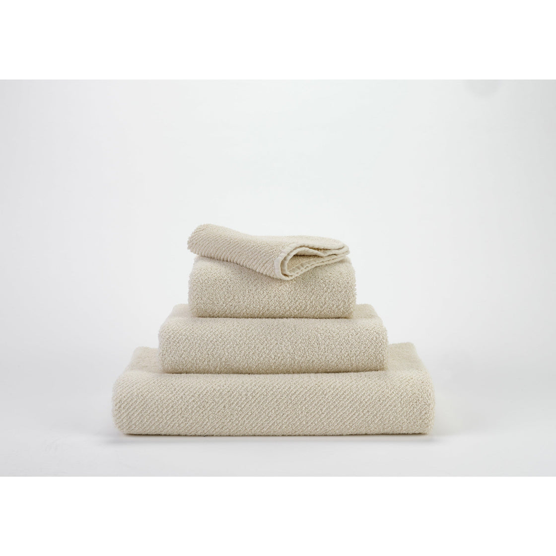 Abyss Twill Ecru bath towel