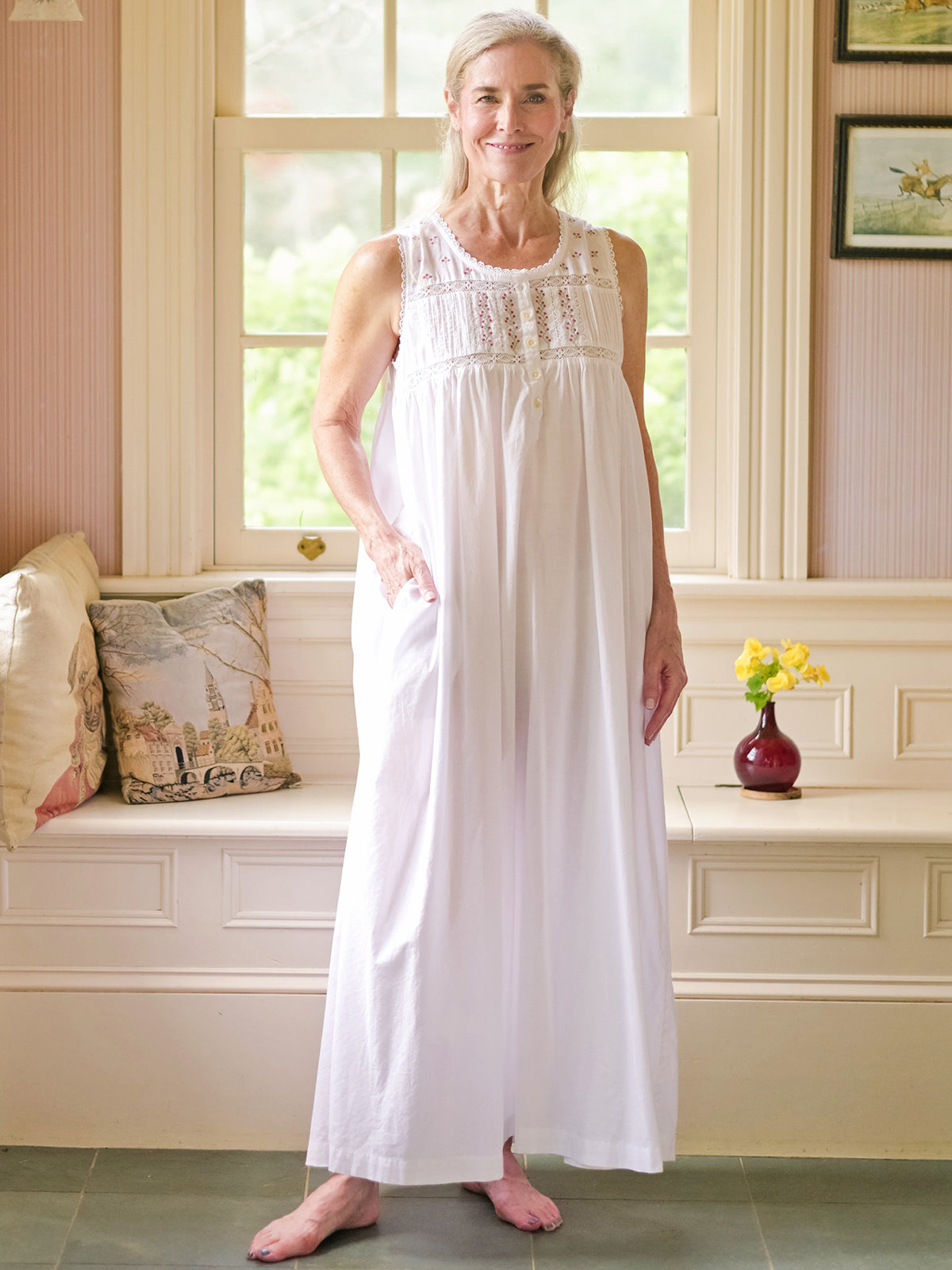 [from aprilcornell.ca] April Cornell Nighties Petit Poppy — White