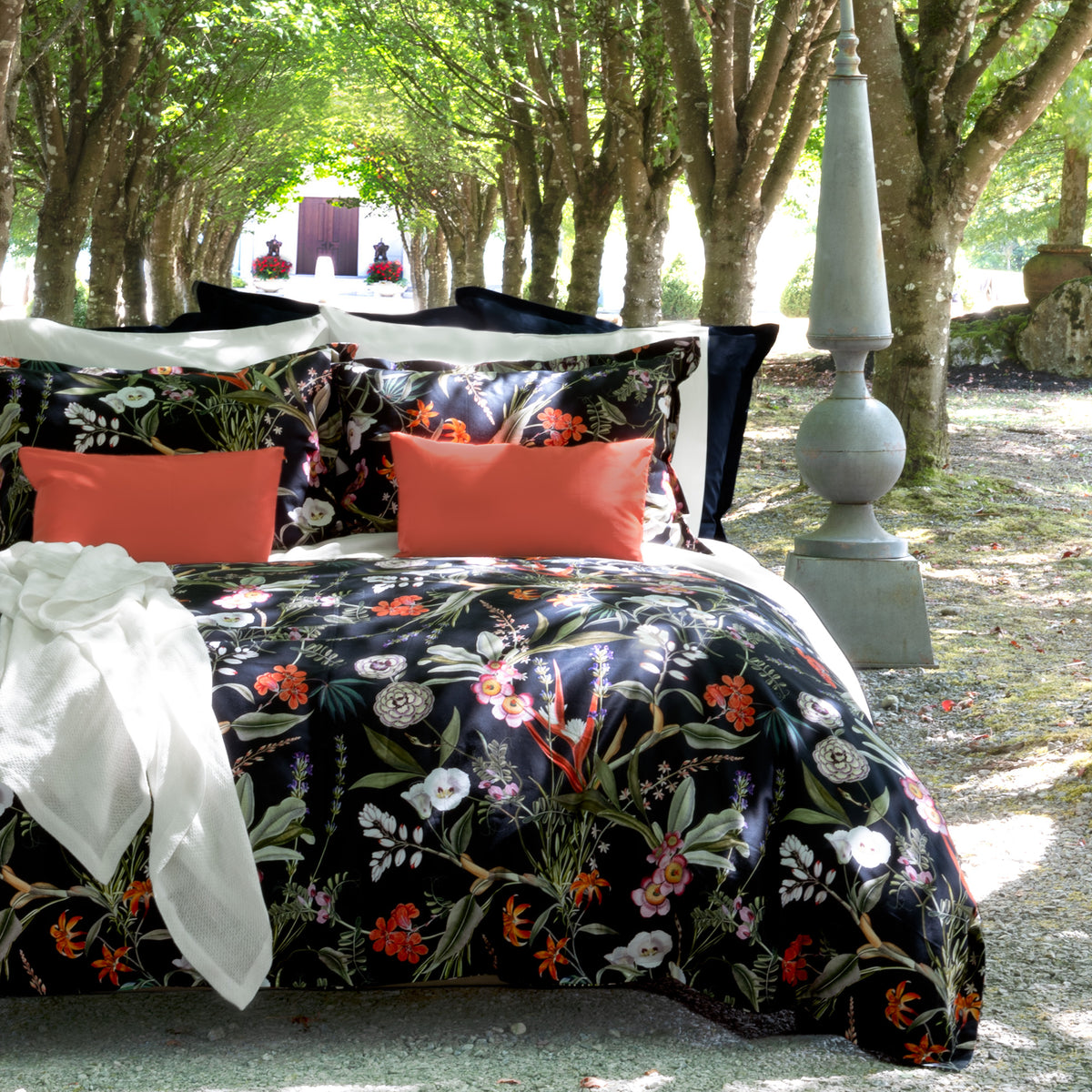 [from stgeneve.com] Botanique Duvet Covers and Shams Duvet Cover — Hero
