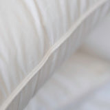 [from stgeneve.com] Heirloom Pillows Firm — Detail 4