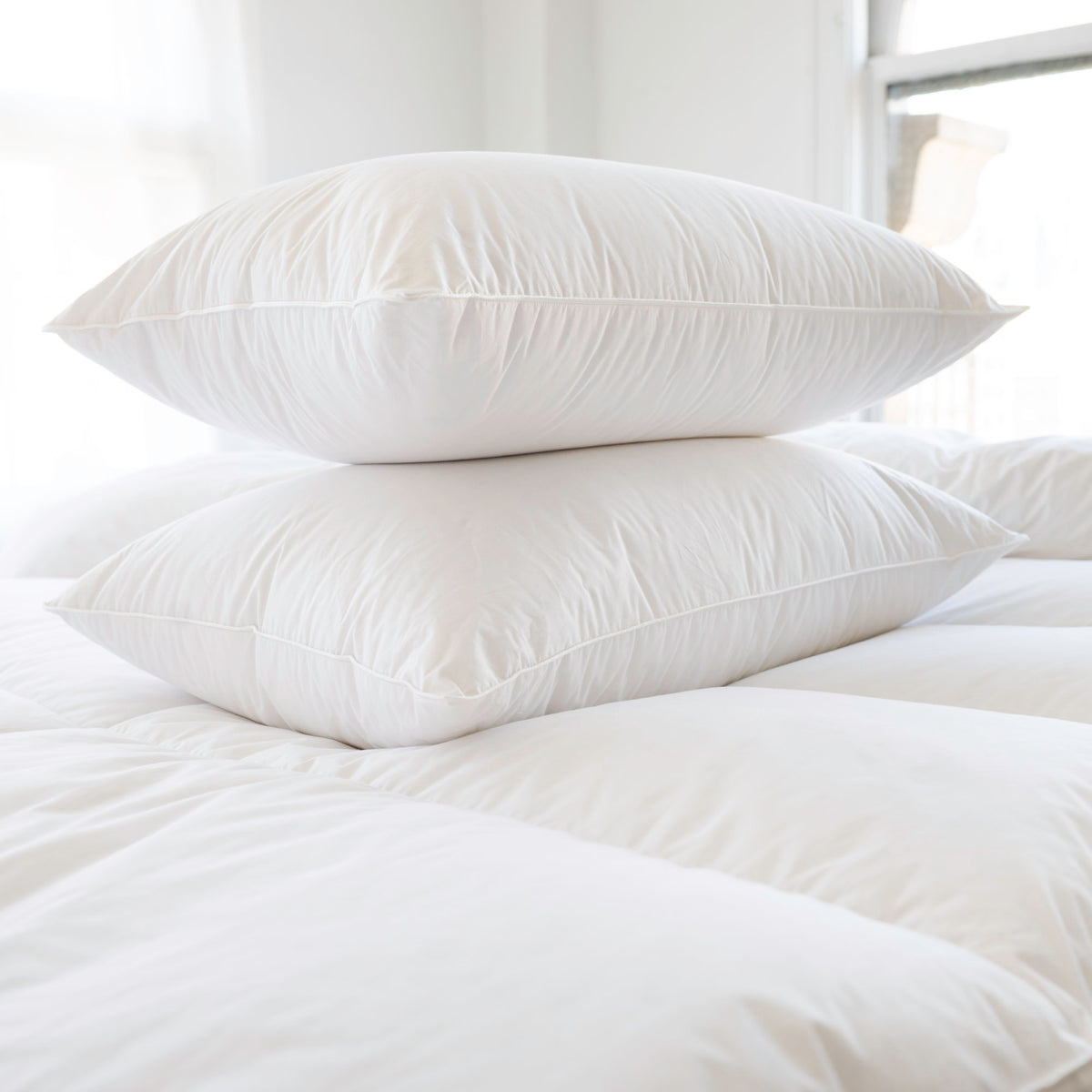 [from stgeneve.com] Heirloom Pillows Medium — Hero