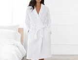 Abyss Pousada Robe