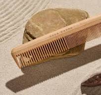 Acca Kappa wooden combs