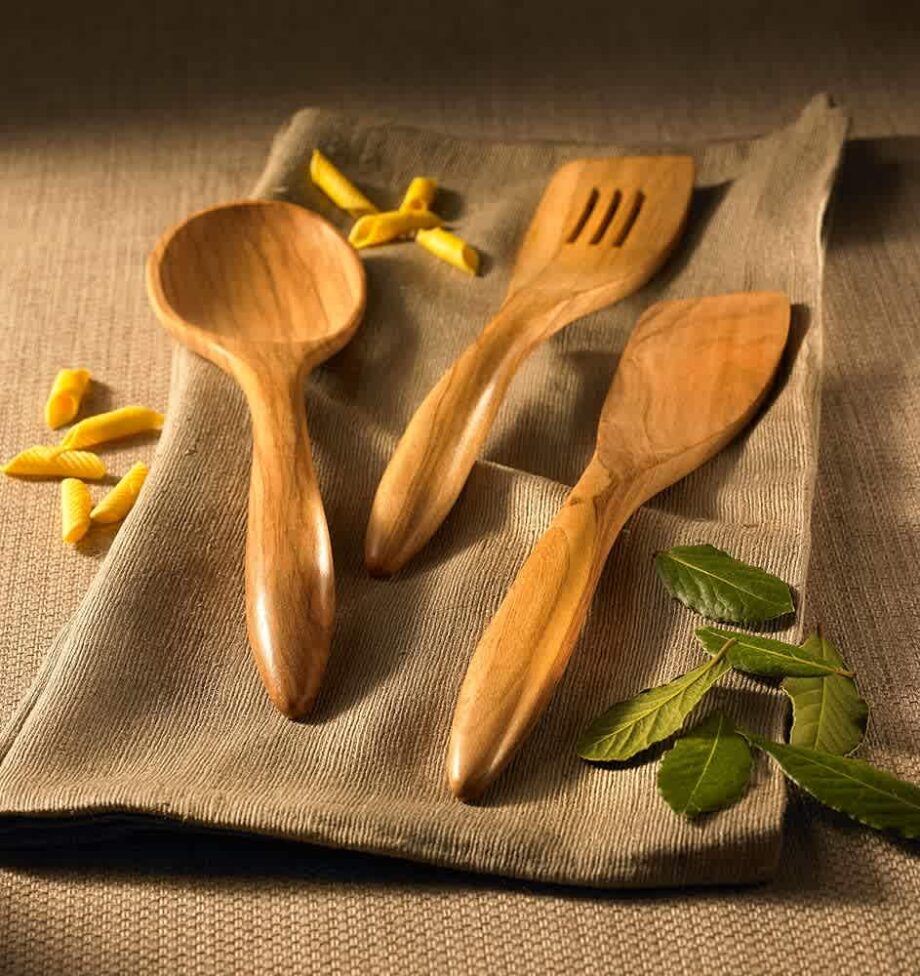 Berard Olivewood serving pieces